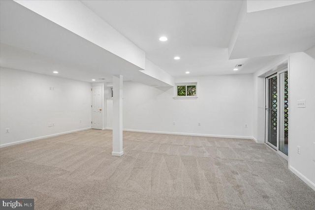 4945 GAINSBOROUGH DR, Fairfax, VA 22032