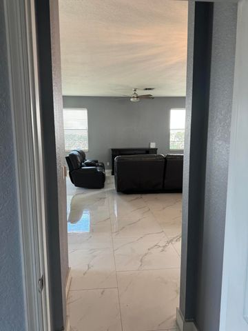 12460 NW Mcgregor Lane, Port St. Lucie, Port St Lucie, FL 34987