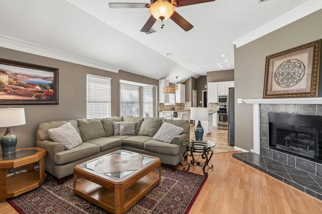700 Tealwood Lane, Flower Mound, TX 75028