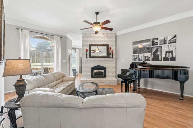 700 Tealwood Lane, Flower Mound, TX 75028