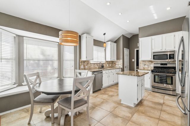 700 Tealwood Lane, Flower Mound, TX 75028