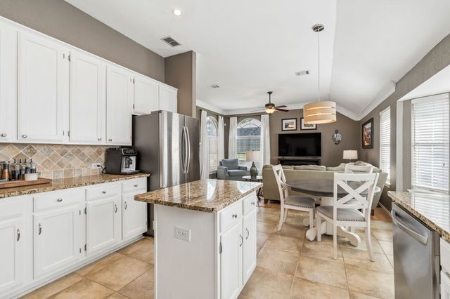 700 Tealwood Lane, Flower Mound, TX 75028