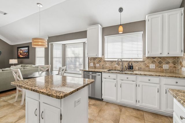700 Tealwood Lane, Flower Mound, TX 75028