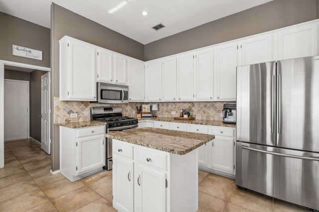 700 Tealwood Lane, Flower Mound, TX 75028