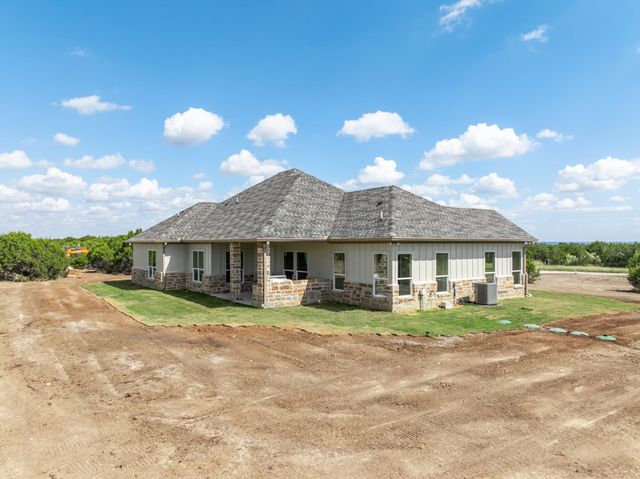 117 Cedar Bluff Loop, Gatesville, TX 76528