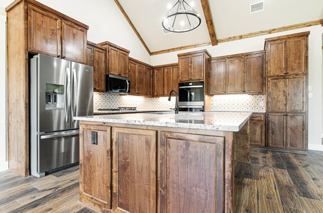 117 Cedar Bluff Loop, Gatesville, TX 76528