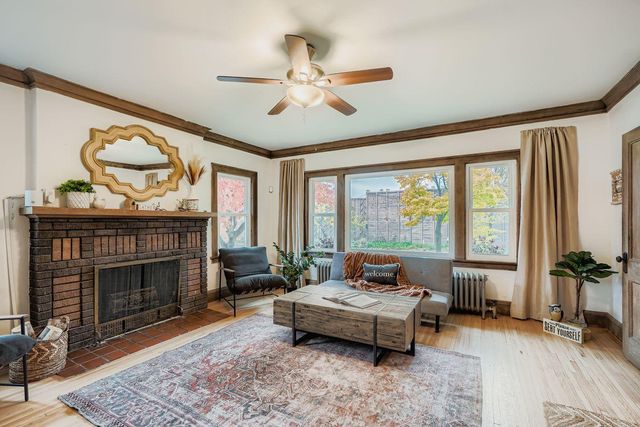 4055 2nd Avenue S, Minneapolis, MN 55409