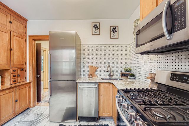 4055 2nd Avenue S, Minneapolis, MN 55409