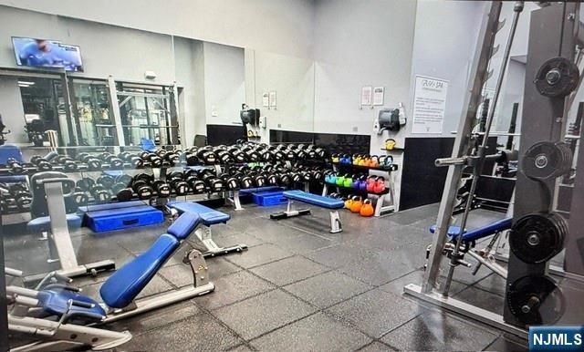 7000 JFK Blvd E 48G, Guttenberg, NJ 07093