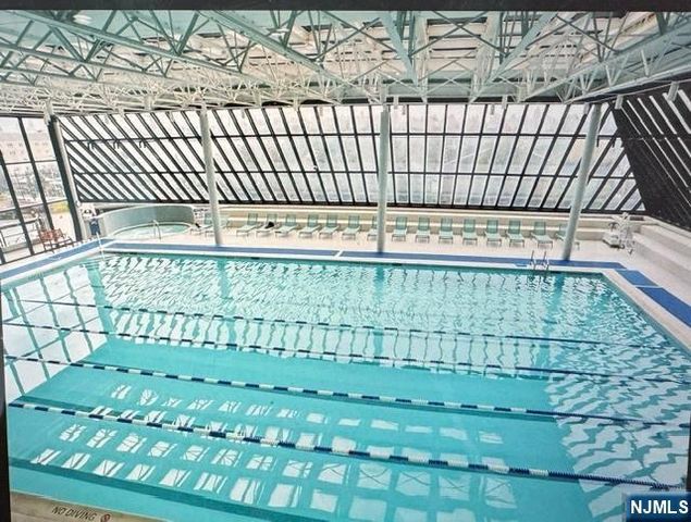 7000 JFK Blvd E 48G, Guttenberg, NJ 07093