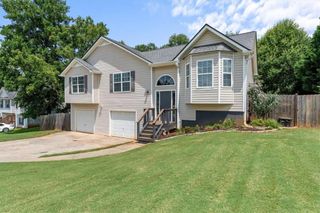 640 Twin Oaks Lane, Dallas, GA 30157