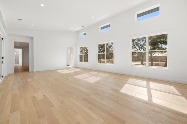 43 War Bonnet, Wimberley, TX 78676