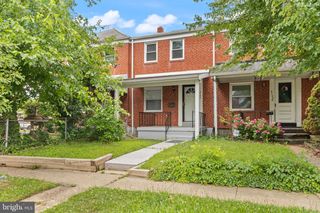 2166 VAILTHORN RD, Middle River, MD 21220