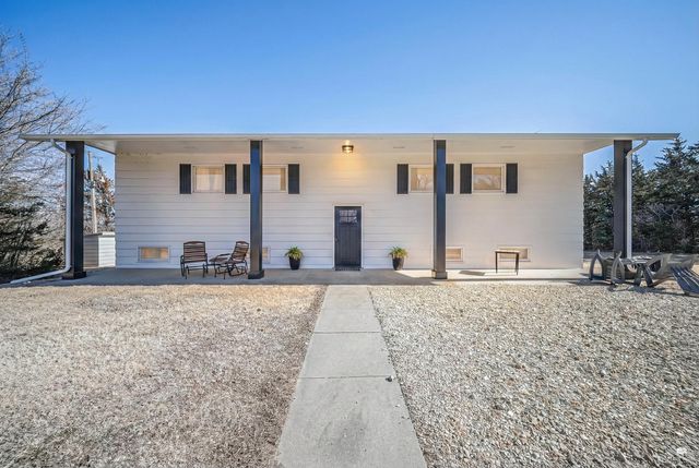 3416 Tree Lane, Junction City, KS 66441