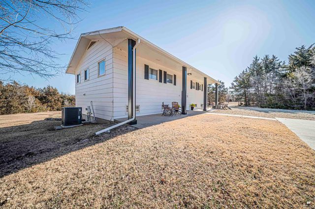 3416 Tree Lane, Junction City, KS 66441