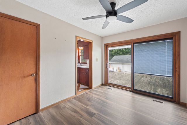 1602 Milton Avenue, Des Moines, IA 50316