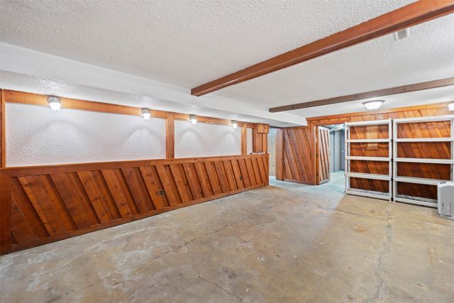 1602 Milton Avenue, Des Moines, IA 50316