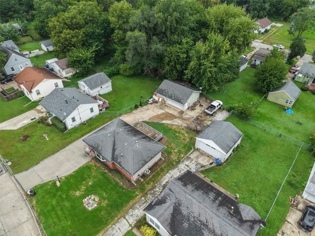 1602 Milton Avenue, Des Moines, IA 50316
