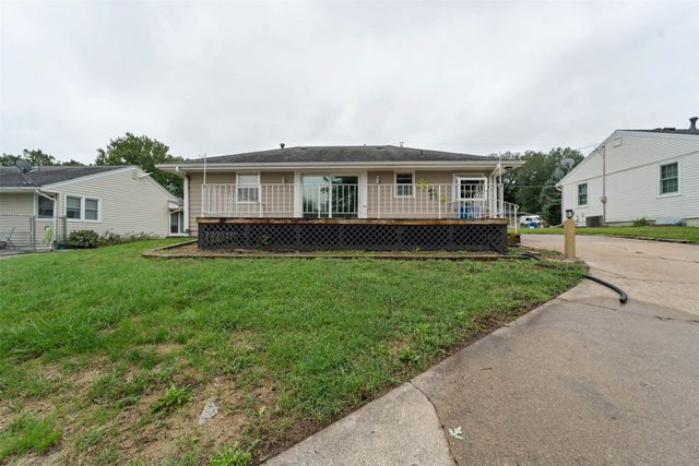 1602 Milton Avenue, Des Moines, IA 50316