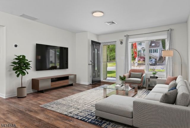 156 Kings Hwy, Roxbury Twp., NJ 07850
