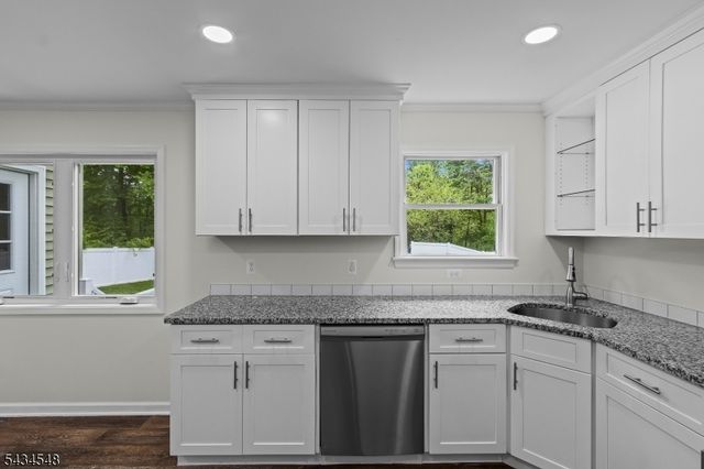 156 Kings Hwy, Roxbury Twp., NJ 07850