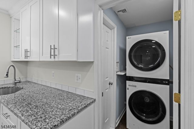 156 Kings Hwy, Roxbury Twp., NJ 07850
