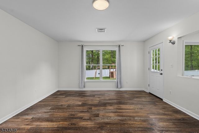 156 Kings Hwy, Roxbury Twp., NJ 07850