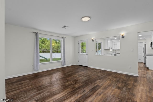156 Kings Hwy, Roxbury Twp., NJ 07850