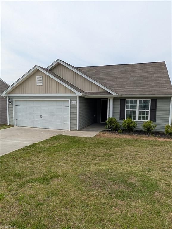 4035 Meredith Woods Lane, Winston-salem, NC 27107