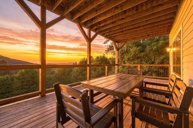 427 Ridge Peak View, Blairsville, GA 30512