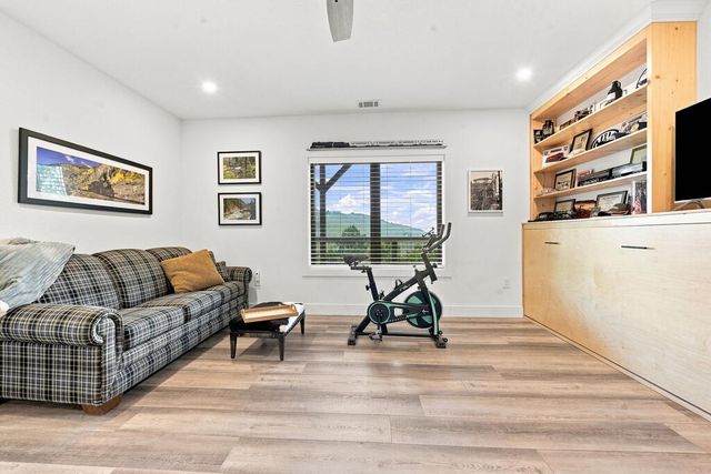 427 Ridge Peak View, Blairsville, GA 30512
