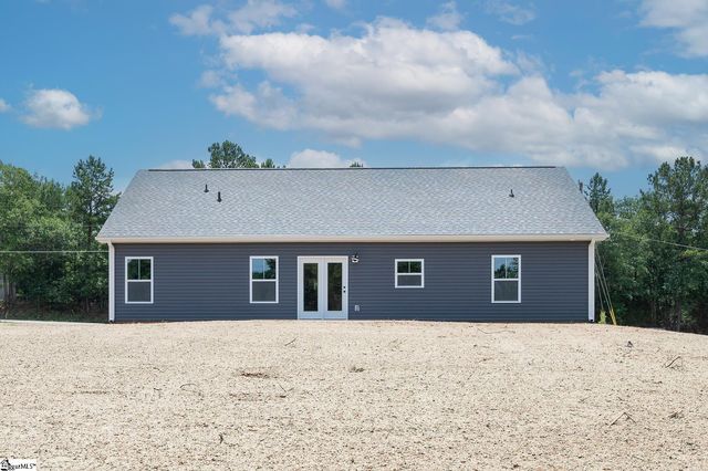 502 Hellams Road, Gray Court, SC 29645