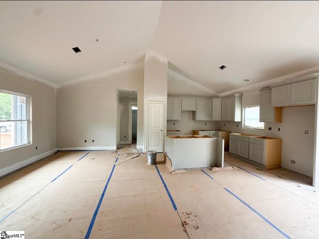502 Hellams Road, Gray Court, SC 29645
