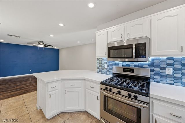 7282 Phlox Road, Las Vegas, NV 89113