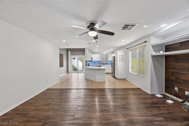 7282 Phlox Road, Las Vegas, NV 89113