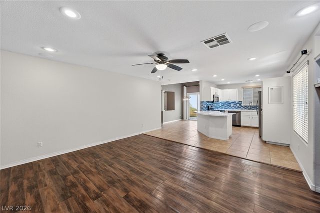 7282 Phlox Road, Las Vegas, NV 89113