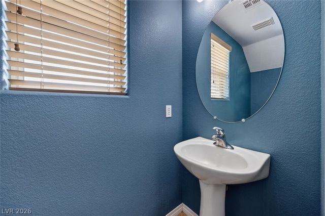 7282 Phlox Road, Las Vegas, NV 89113