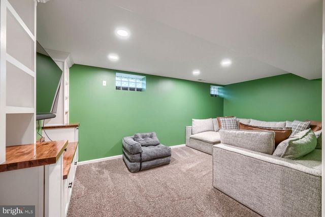 1010 HART RD, Baltimore, MD 21286
