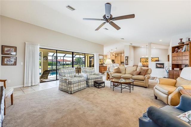2807 Via Paloma DR, Punta Gorda, FL 33950