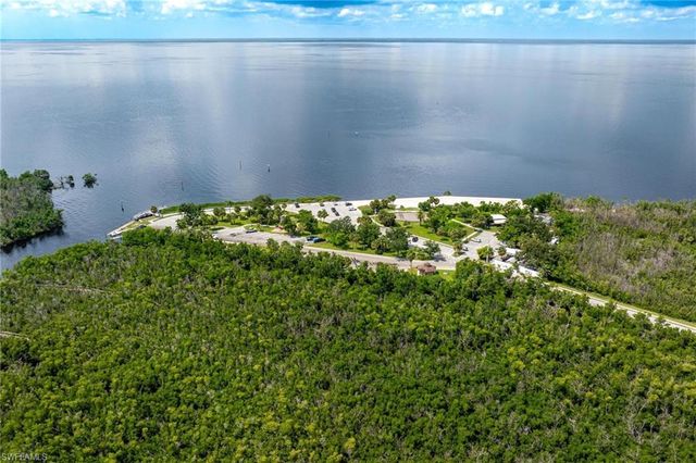 2807 Via Paloma DR, Punta Gorda, FL 33950