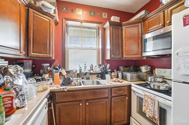 243 W Vine Street, Reading, OH 45215