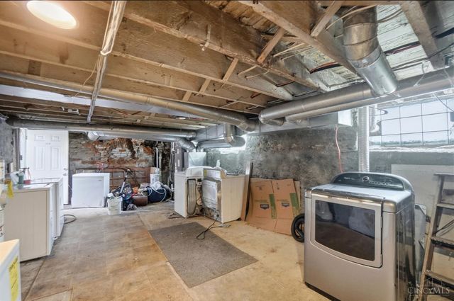 243 W Vine Street, Reading, OH 45215