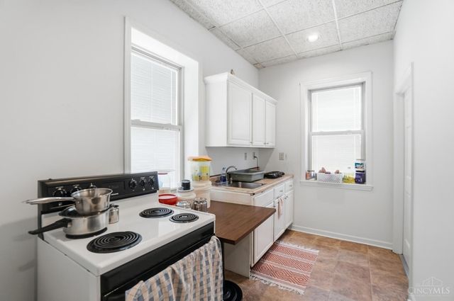 243 W Vine Street, Reading, OH 45215