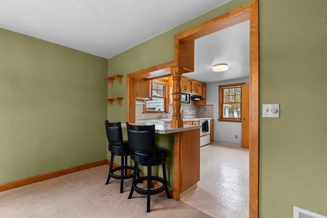 2301 CARLETON AVENUE, Appleton, WI 54915