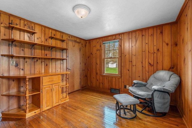 2301 CARLETON AVENUE, Appleton, WI 54915
