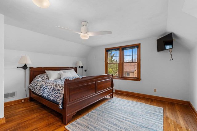 2301 CARLETON AVENUE, Appleton, WI 54915