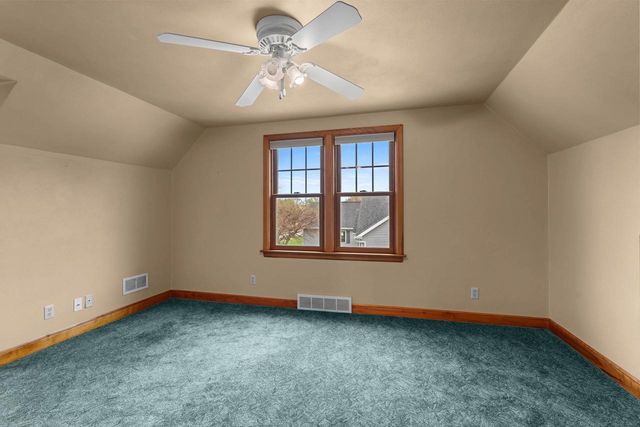 2301 CARLETON AVENUE, Appleton, WI 54915