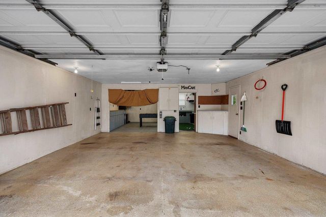 2301 CARLETON AVENUE, Appleton, WI 54915