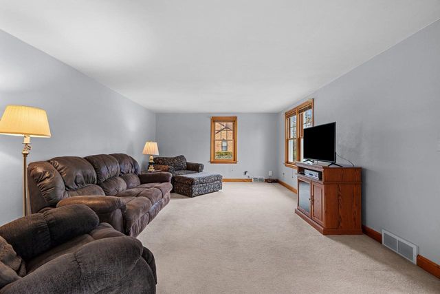 2301 CARLETON AVENUE, Appleton, WI 54915