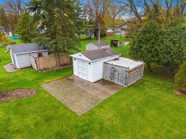 2301 CARLETON AVENUE, Appleton, WI 54915